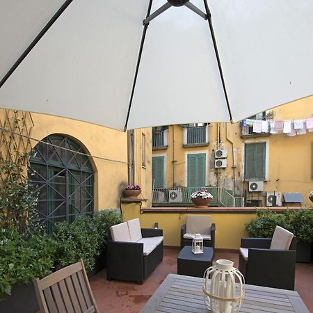 Le Terrazze Sul Cortile Lägenhet Salerno Exteriör bild