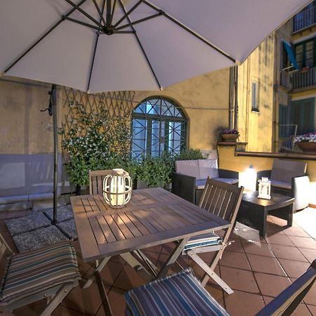 Le Terrazze Sul Cortile Lägenhet Salerno Exteriör bild