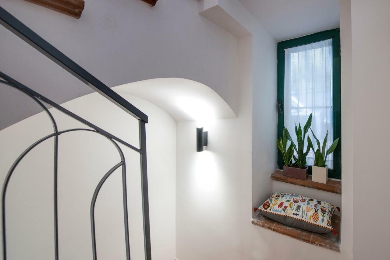 Le Terrazze Sul Cortile Lägenhet Salerno Exteriör bild