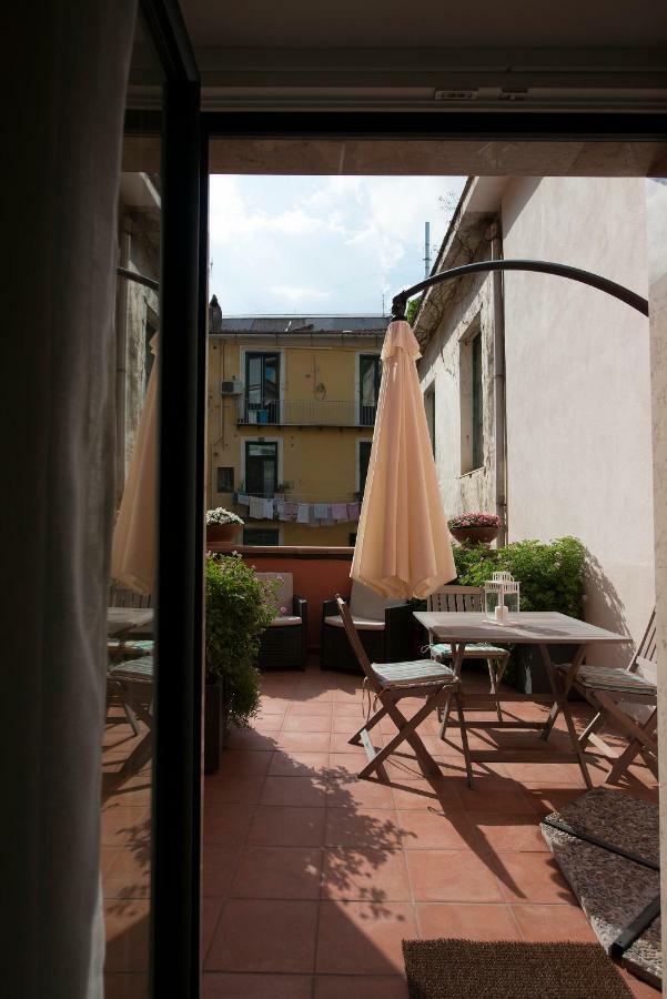 Le Terrazze Sul Cortile Lägenhet Salerno Exteriör bild
